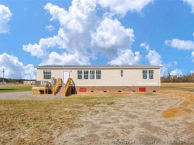 House for rent at 184 Three Bridges Rd, Pembroke, NC 28372