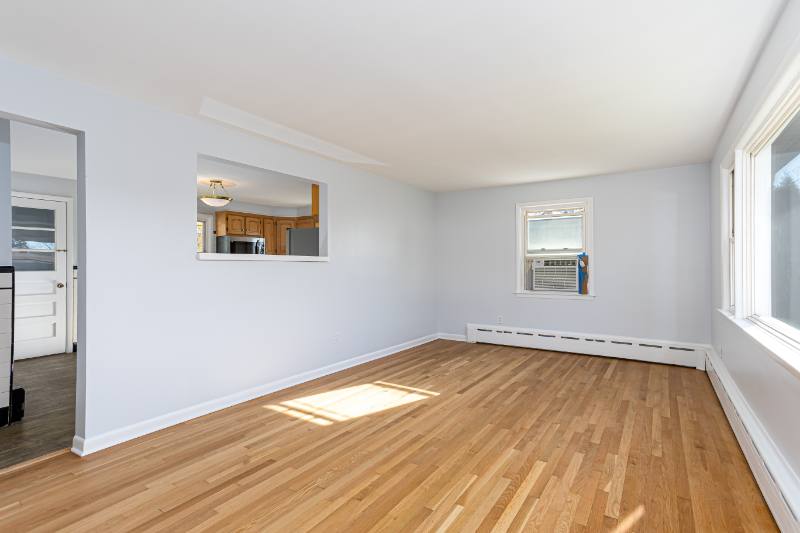 Apartment for rent at 272 Hunyadi Ave, Fairfield, CT 06824