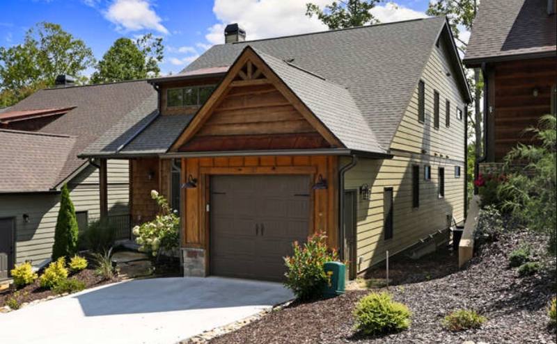 House for rent at 37 Upper Knoll Dr, Blue Ridge, GA 30513