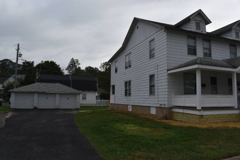 Apartment for rent at 619 Hepburn St, Milton, PA 17847