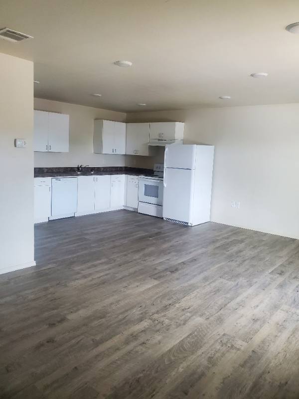 Apartment for rent at 408 27th St, Canyon, TX 79015