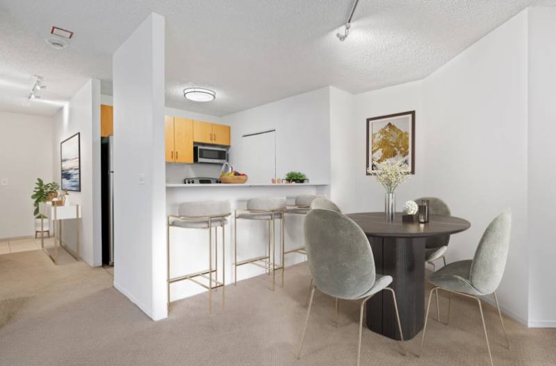 Apartment for rent at 750 N Dearborn, Chicago, IL 60654