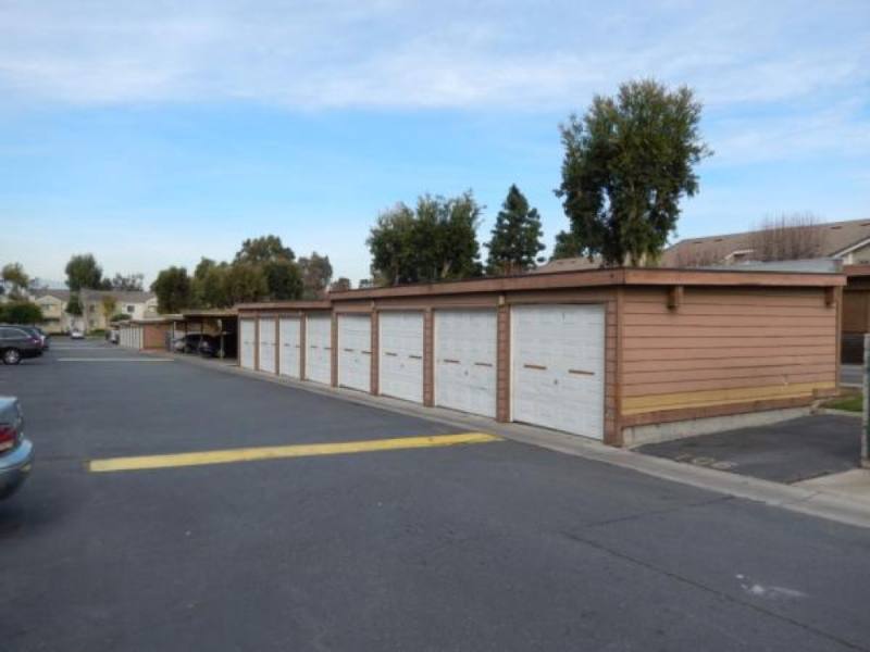 Apartment for rent at 901 S Smith Ave, Corona, CA 92882