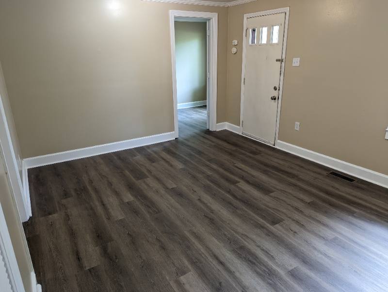 House for rent at 828 Crescent Dr, Reidsville, NC 27320