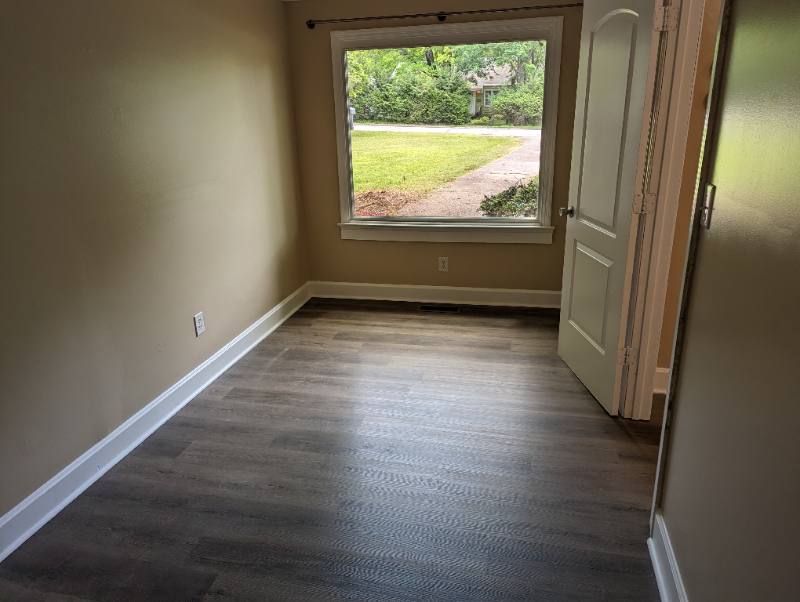 House for rent at 828 Crescent Dr, Reidsville, NC 27320