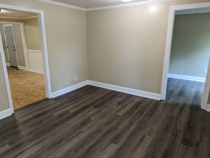 House for rent at 828 Crescent Dr, Reidsville, NC 27320