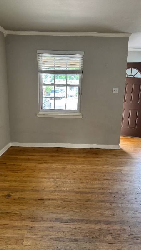House for rent at 10932 Dunaway Dr, Dallas, TX 75228