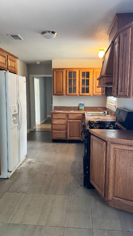 House for rent at 10932 Dunaway Dr, Dallas, TX 75228