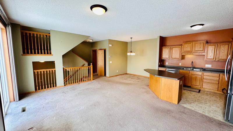 Townhouse for rent at 20048 Heritage Dr, Lakeville, MN 55044