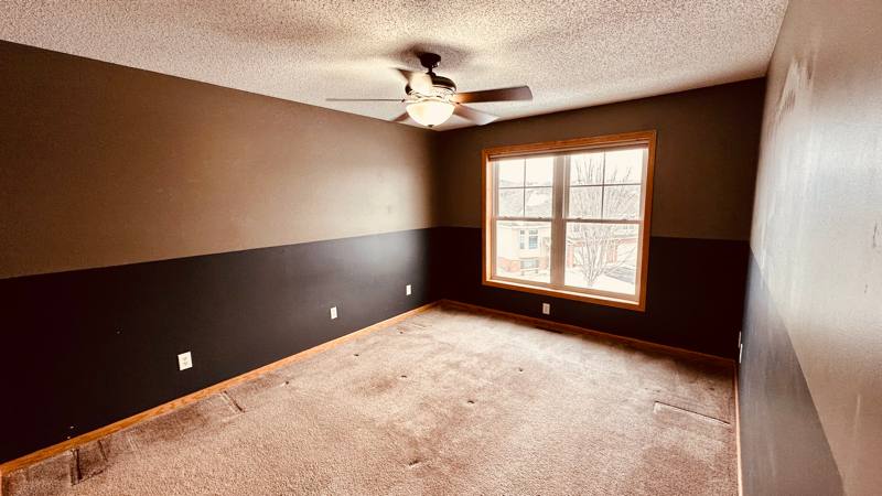 Townhouse for rent at 20048 Heritage Dr, Lakeville, MN 55044