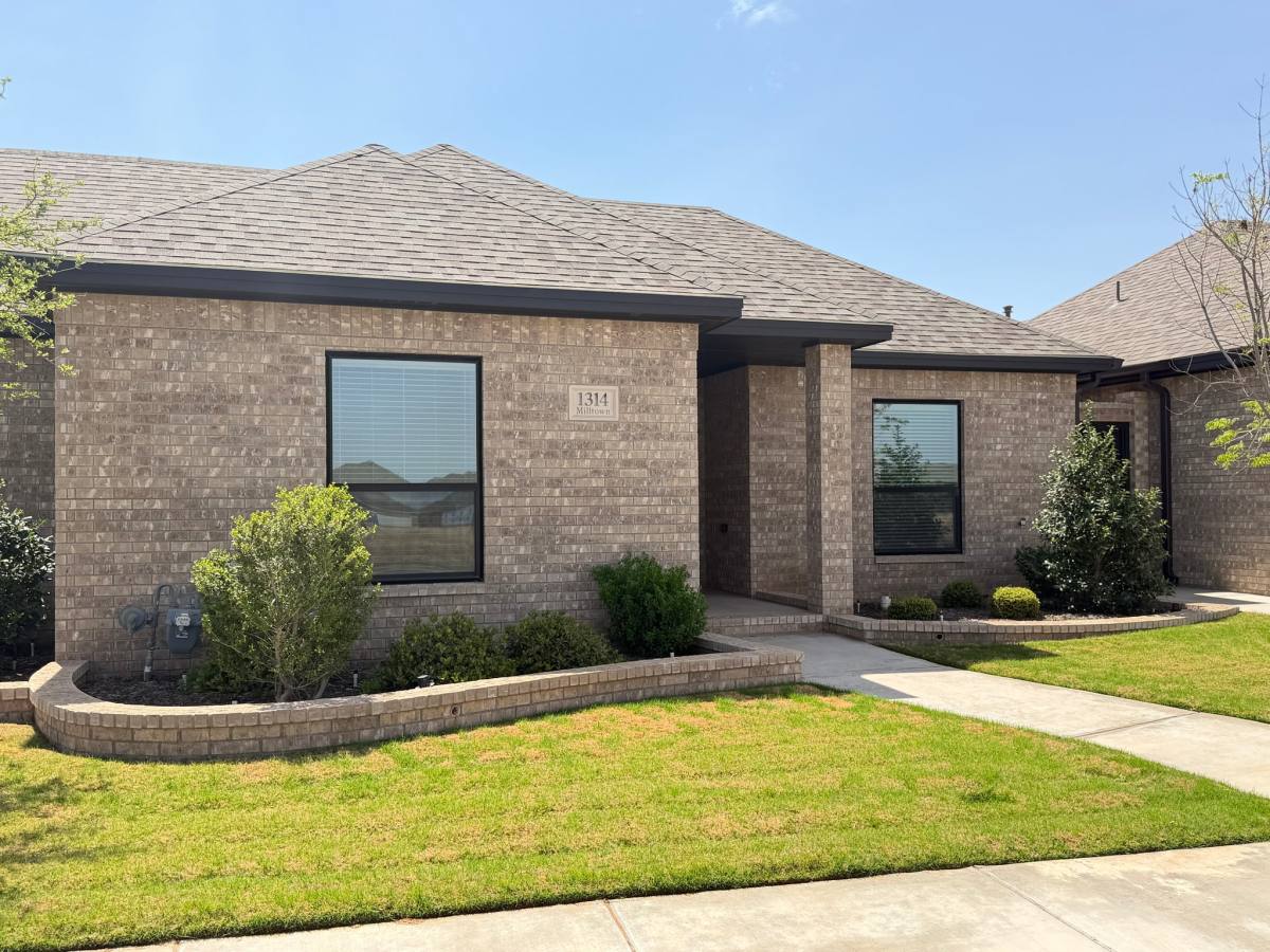 Townhouse for rent at 1314 Milltown Rd, Midland, TX 79705