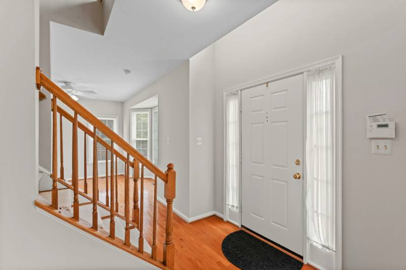 Townhouse for rent at 7073 Kings Manor Dr, Alexandria, VA 22315