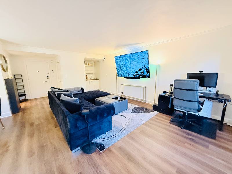 Condo for rent at 7560 Hollywood Blvd #101, Los Angeles, CA 90046