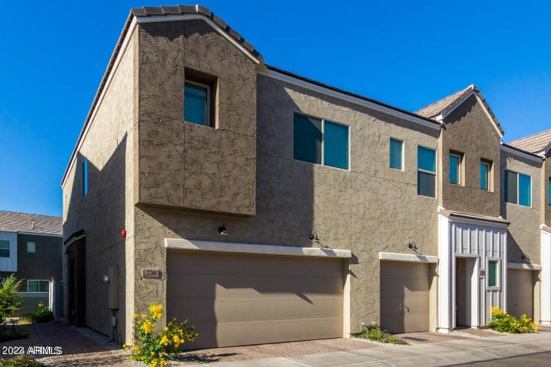 Townhouse for rent at 2268 W Laurie Lane, Phoenix, AZ 85021