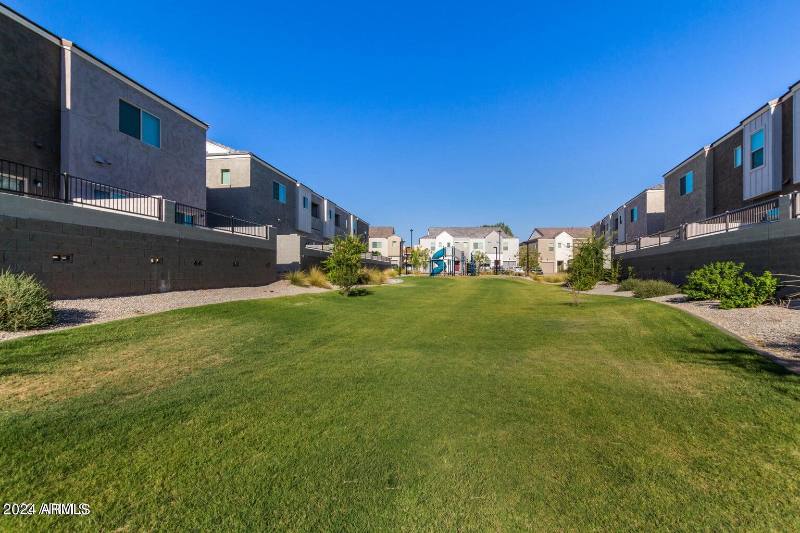 Townhouse for rent at 2268 W Laurie Lane, Phoenix, AZ 85021