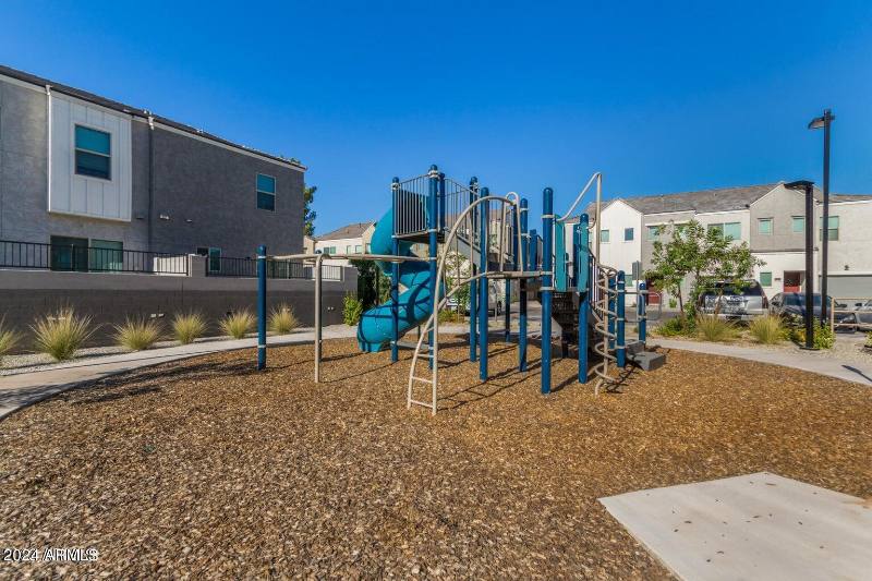 Townhouse for rent at 2268 W Laurie Lane, Phoenix, AZ 85021