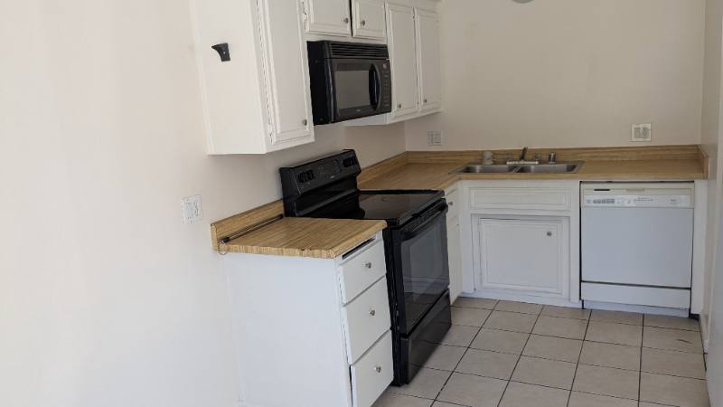 House for rent at 3817 K St #A, Bakersfield, CA 93301