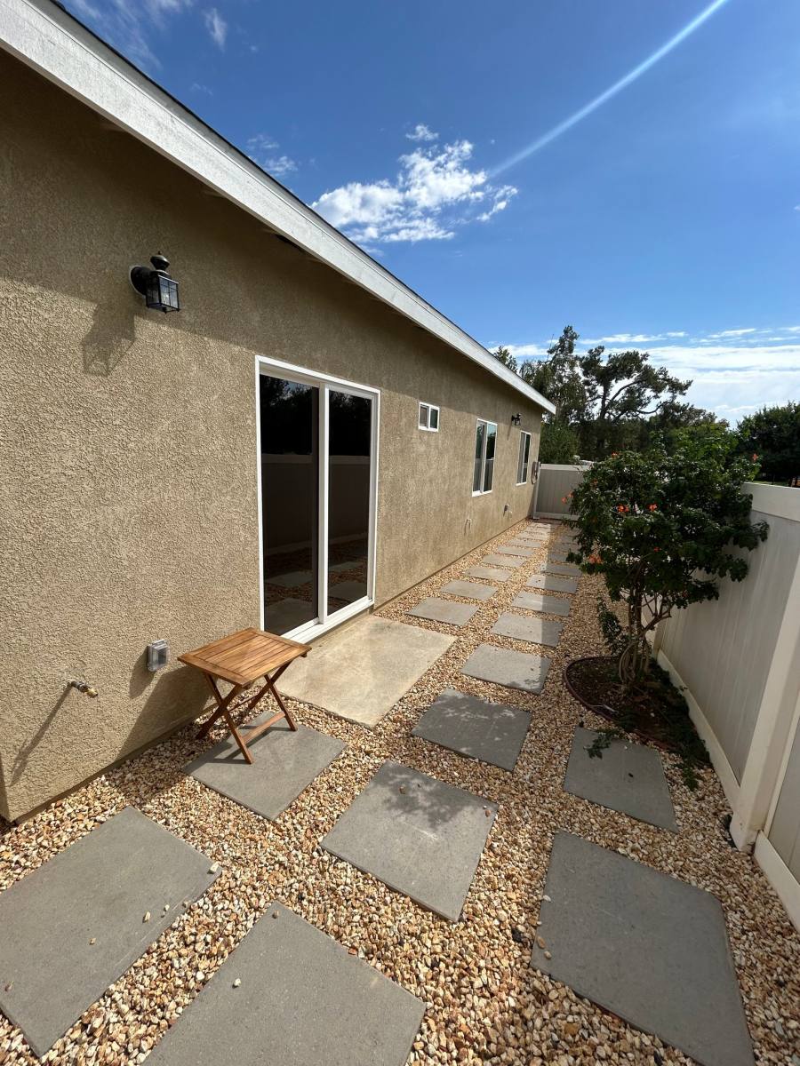 Apartment for rent at 13397 Blackdeer Dr #B, Corona, CA 92883
