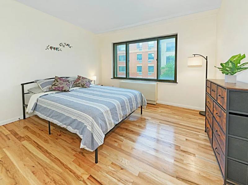 Condo for rent at 69 E 130th St, New York, NY 10037