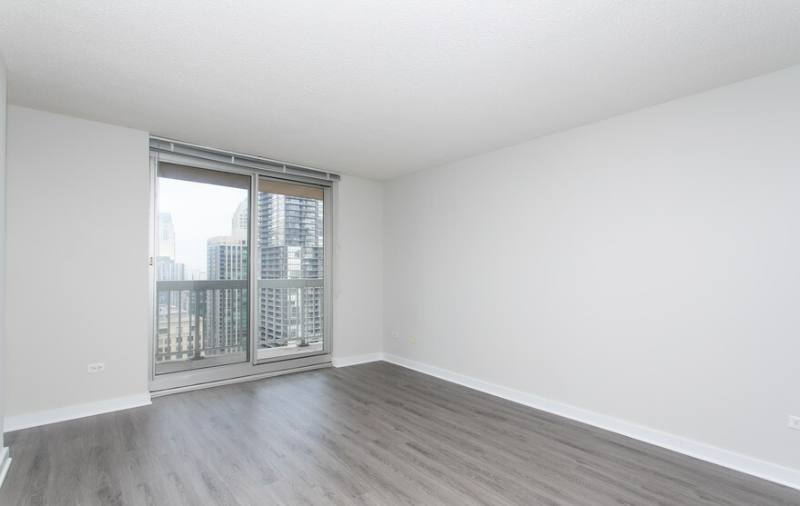 Apartment for rent at 544 N State St, Chicago, IL 60654