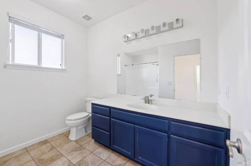 House for rent at 1888 Leaning Oak Dr, Fairfield, CA 94534