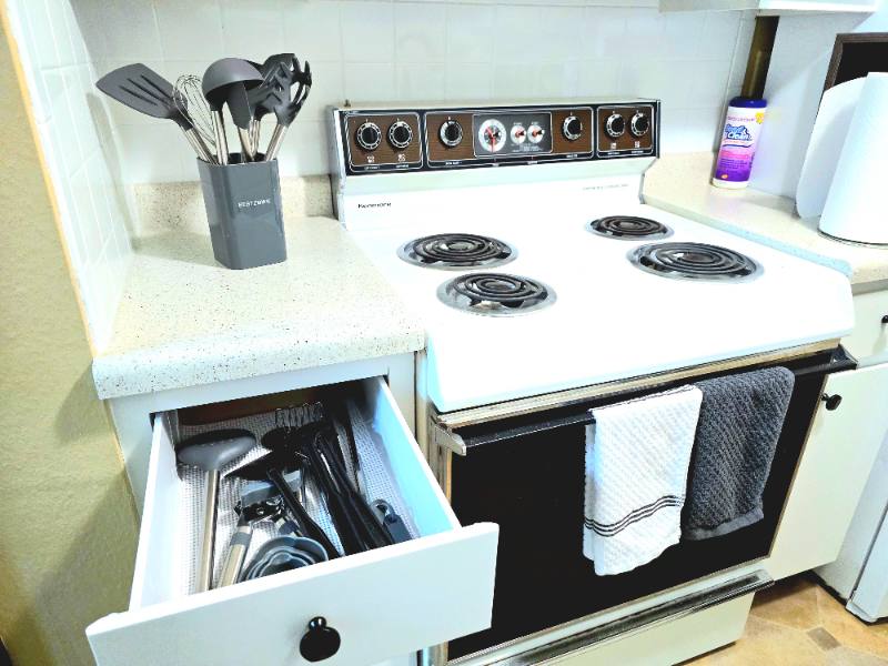 Apartment for rent at 3034 SW Lydia Ave #211, Topeka, KS 66614