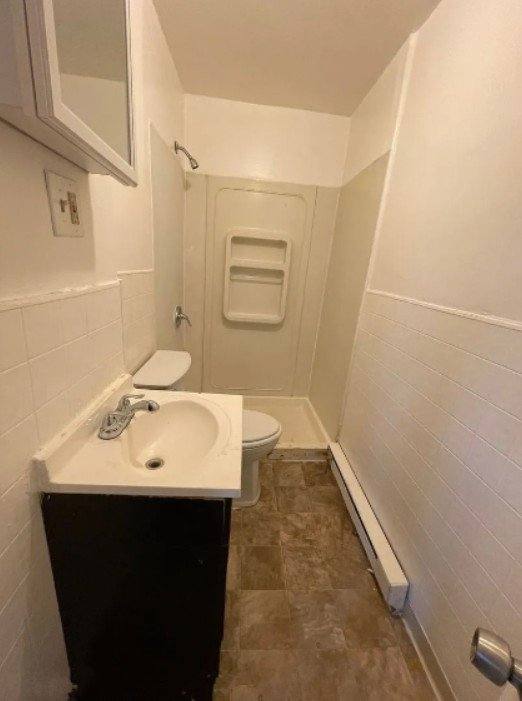 Apartment for rent at 54 Crown St #1, Waterbury, CT 06704
