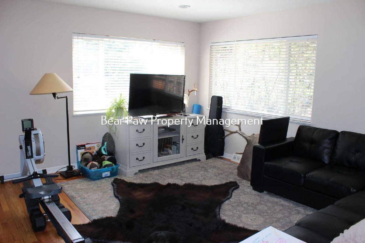 House for rent at 28236 Lupine Dr, Evergreen, CO 80439