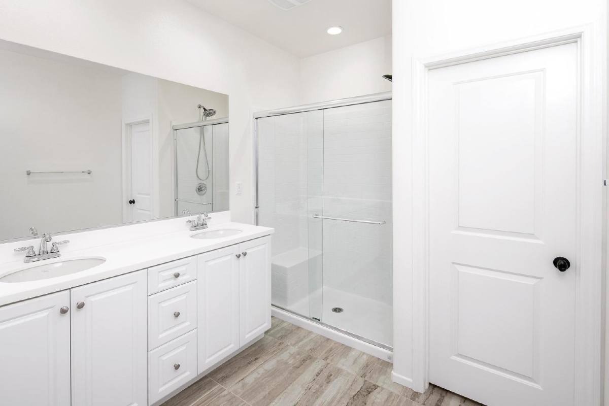 Townhouse for rent at 1323 Camino Carmelo #154, Chula Vista, CA 91913