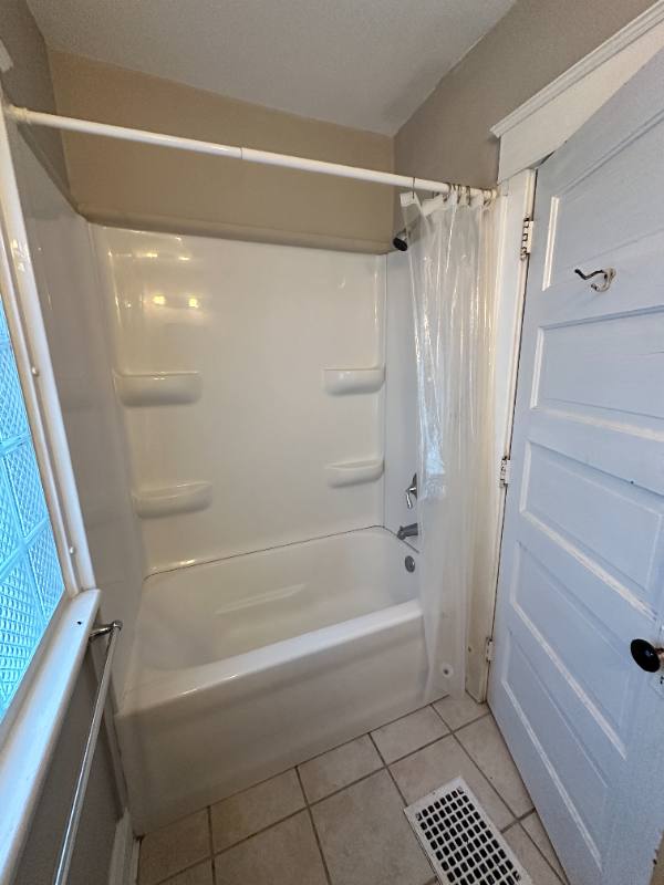 Apartment for rent at 524 W Beardsley Ave #524, Elkhart, IN 46514