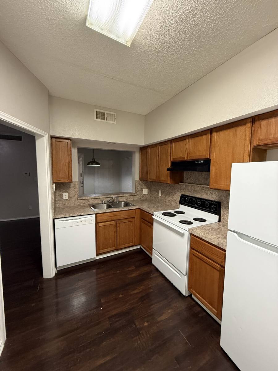 Condo for rent at 9601 Forest #516, Dallas, TX 75243