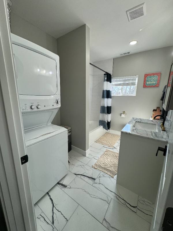 Apartment for rent at 328 N Euclid Ave #C, Indianapolis, IN 46201