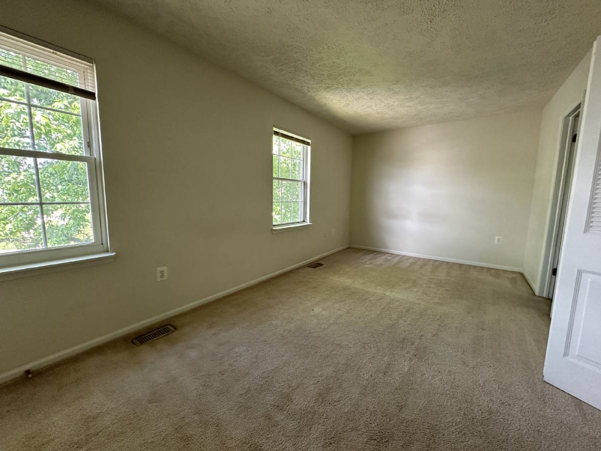 Townhouse for rent at 8625 Cartwright Court, Manassas, VA 20111