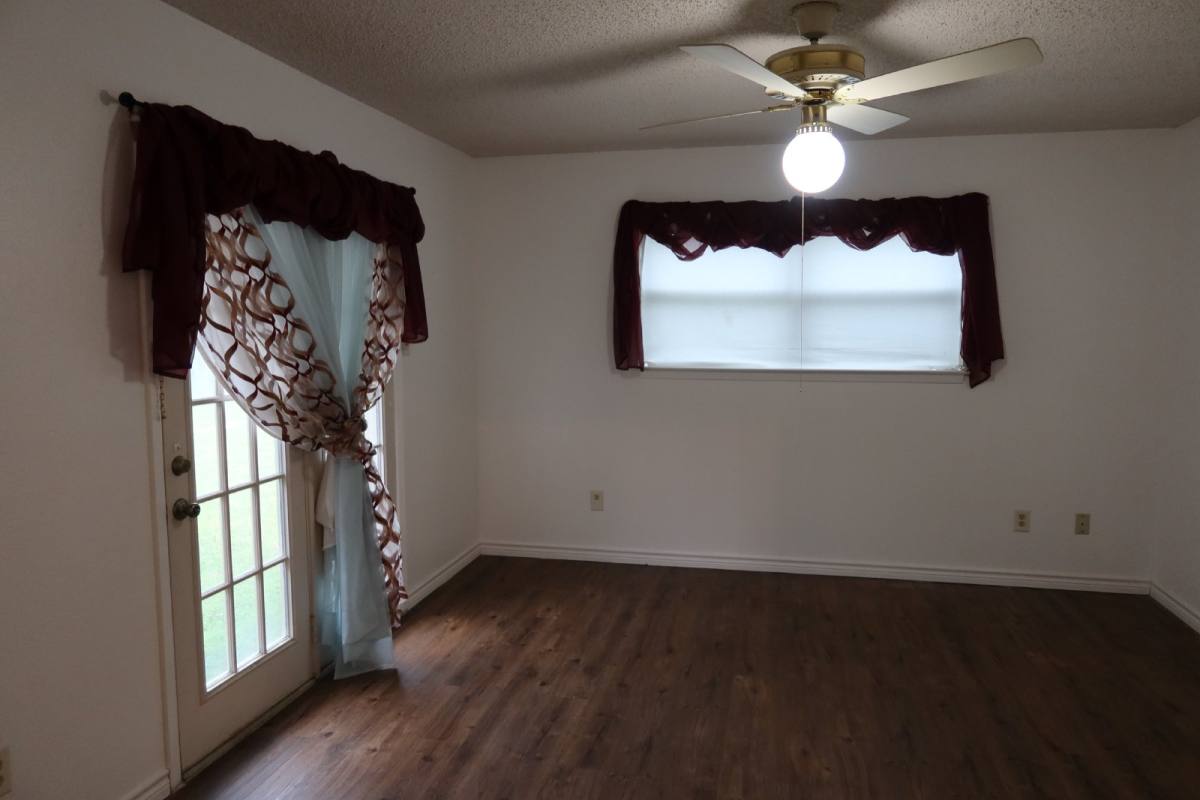 House for rent at 101 Travis Lane, Hewitt, TX 76643