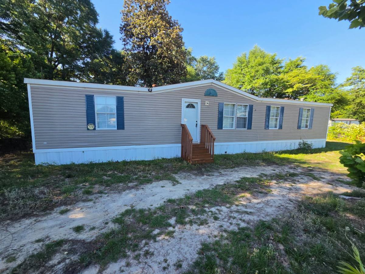 House for rent at 2611 Warhorse St, Fayetteville, NC 28306
