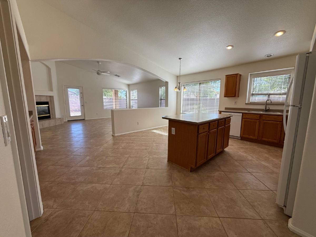 House for rent at 9587 W Seldon Lane, Peoria, AZ 85345