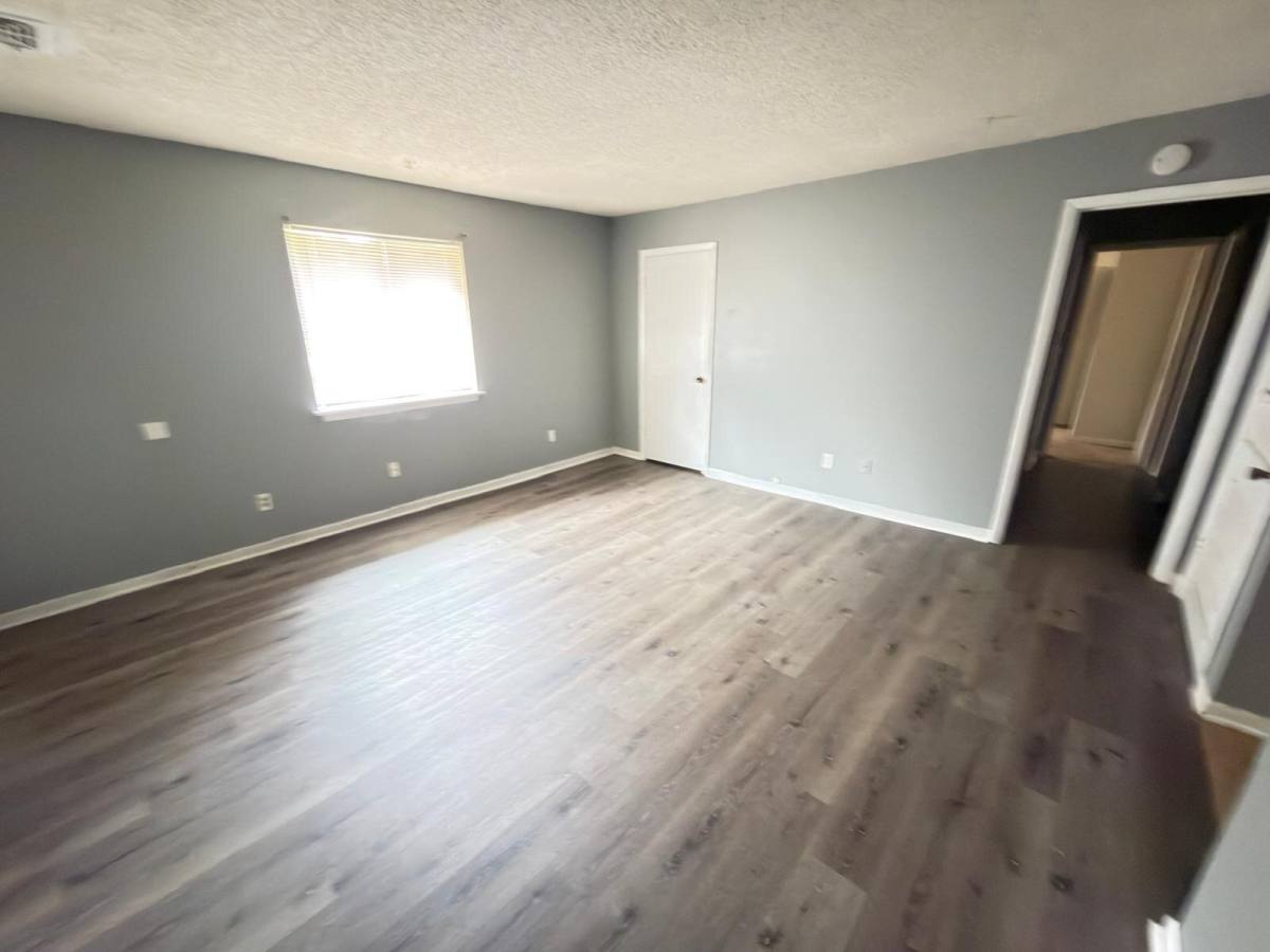 Townhouse for rent at 8342 Glenwoods Terrace, Riverdale, GA 30274