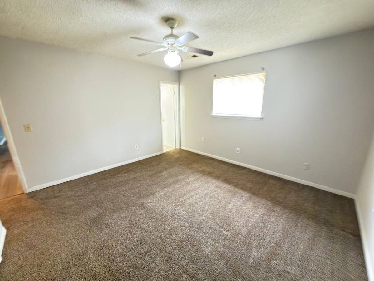 Townhouse for rent at 8342 Glenwoods Terrace, Riverdale, GA 30274