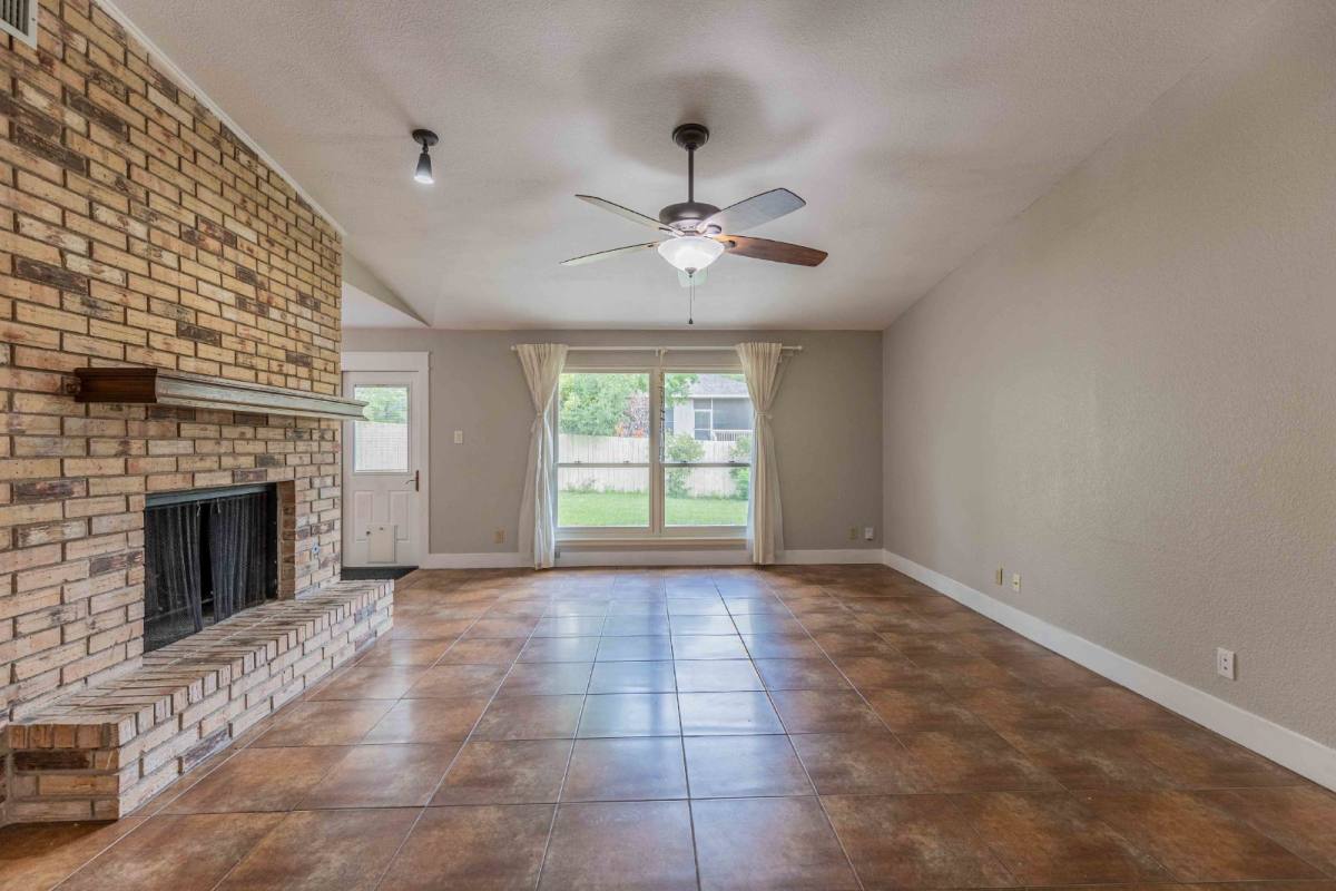 House for rent at 2331 Bluffridge St, San Antonio, TX 78232