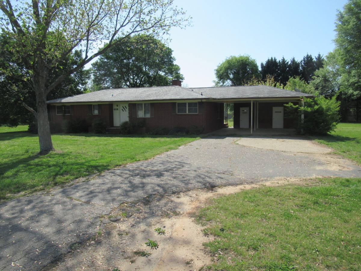 House for rent at 5767 Nc-150, Denver, NC 28037