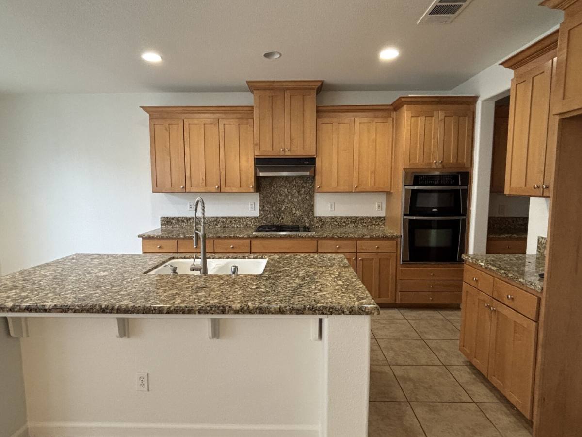 House for rent at 2405 El Vaquero Dr, Modesto, CA 95355