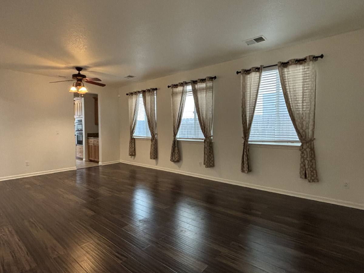 House for rent at 2405 El Vaquero Dr, Modesto, CA 95355
