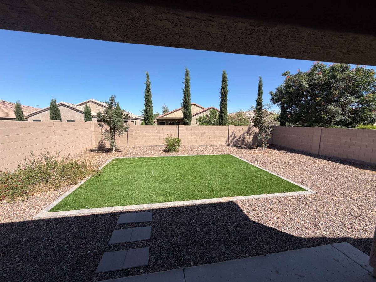 House for rent at 932 W Hot Springs Trail, San Tan Valley, AZ 85140