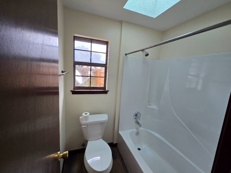 House for rent at 199 Lakeside Lane, Mary Esther, FL 32569