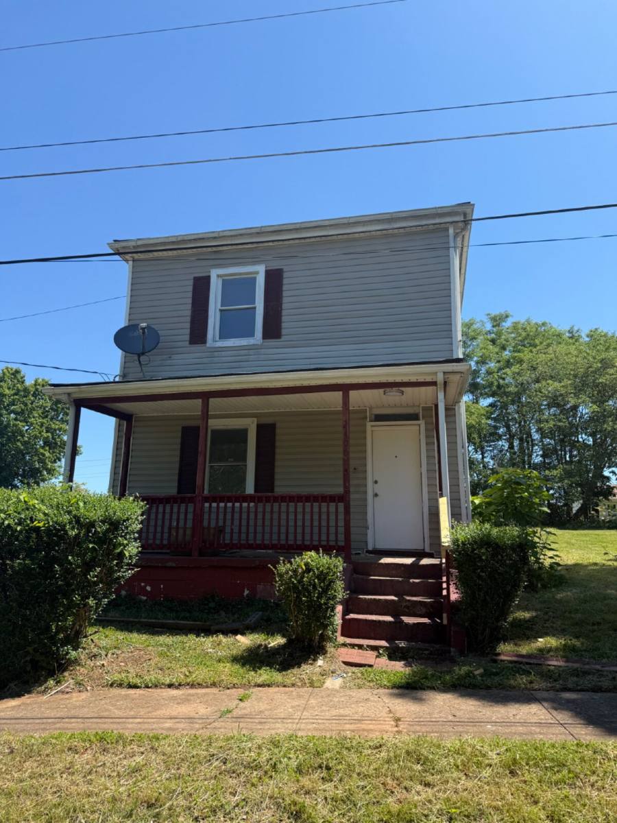House for rent at 2400 Garfield Ave, Lynchburg, VA 24501