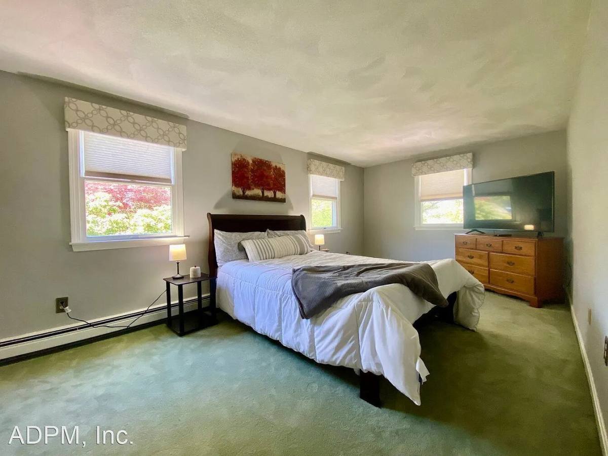 House for rent at 5B Lilah Circle, Wakefield, MA 01880