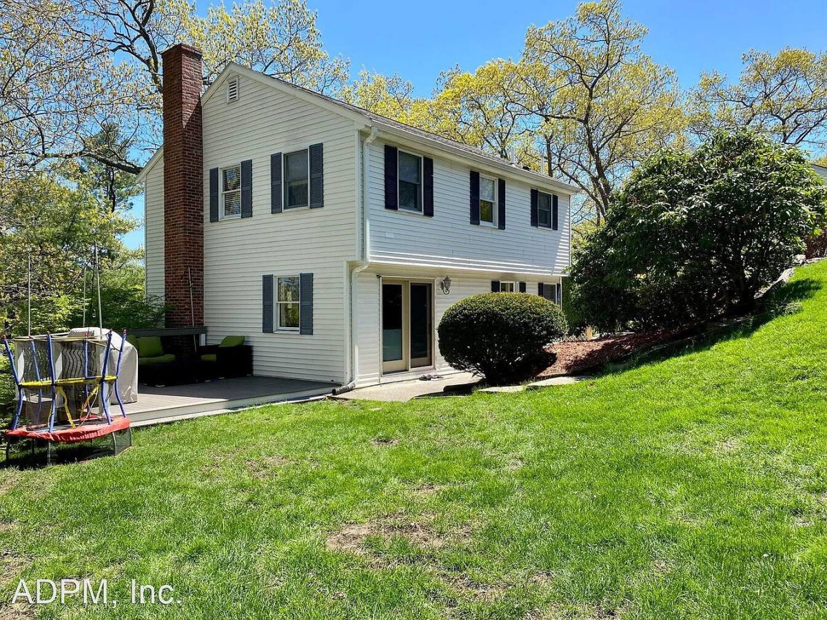 House for rent at 5B Lilah Circle, Wakefield, MA 01880
