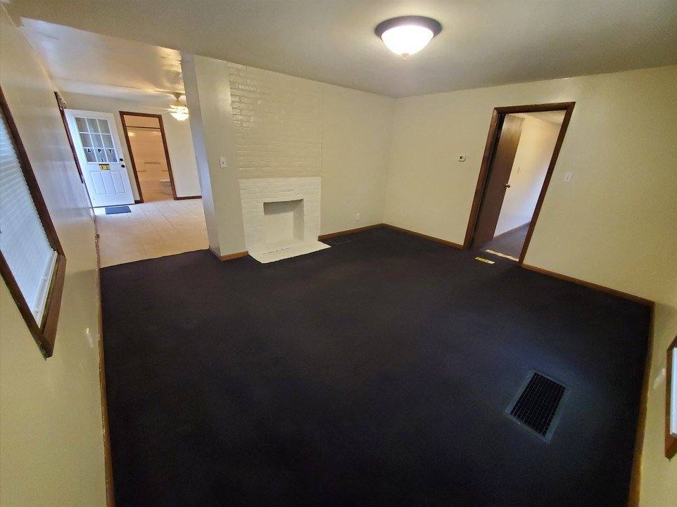 Apartment for rent at 8 Spring St #1, New Castle, PA 16101