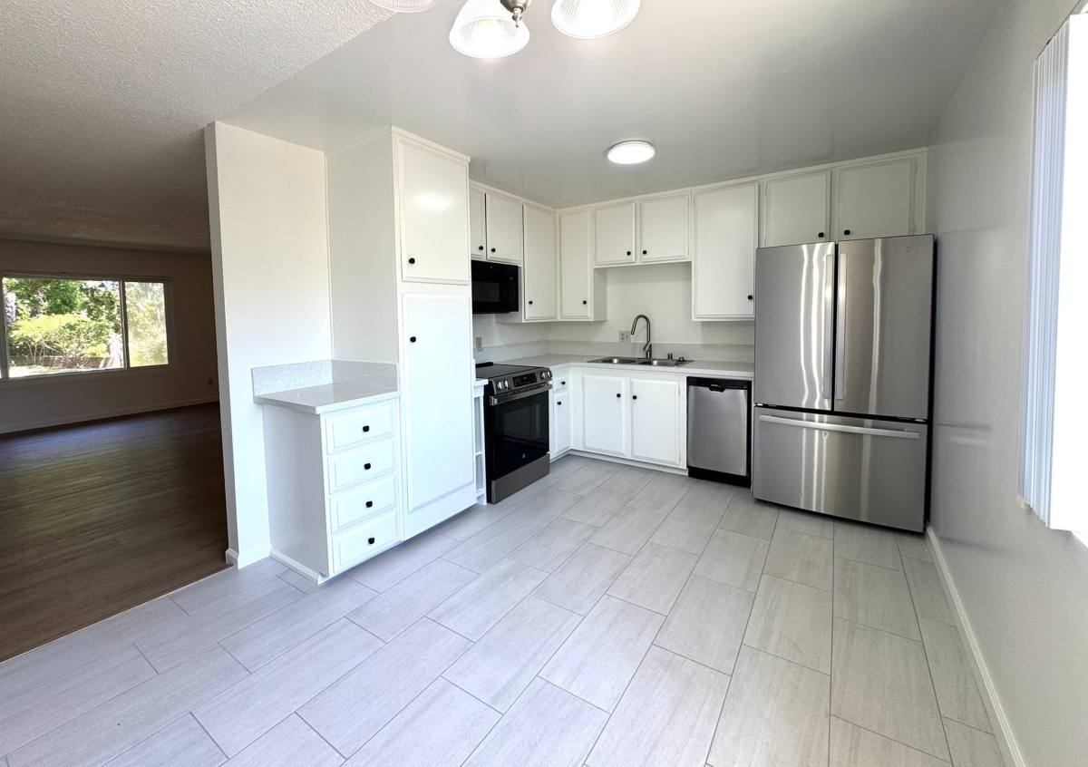 Apartment for rent at 3922 Emerald St #73, Torrance, CA 90503