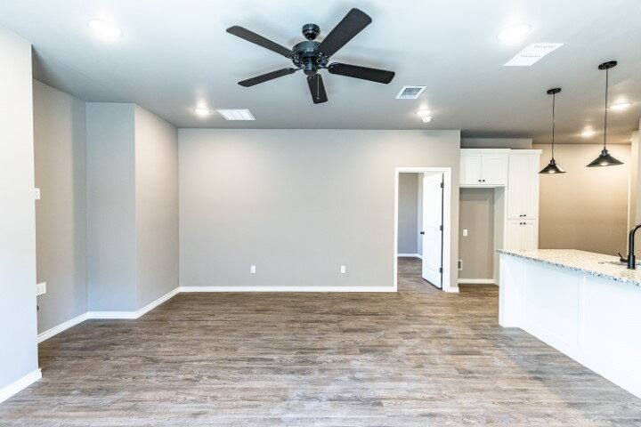 Townhouse for rent at 1405 17th St #A, Shallowater, TX 79363